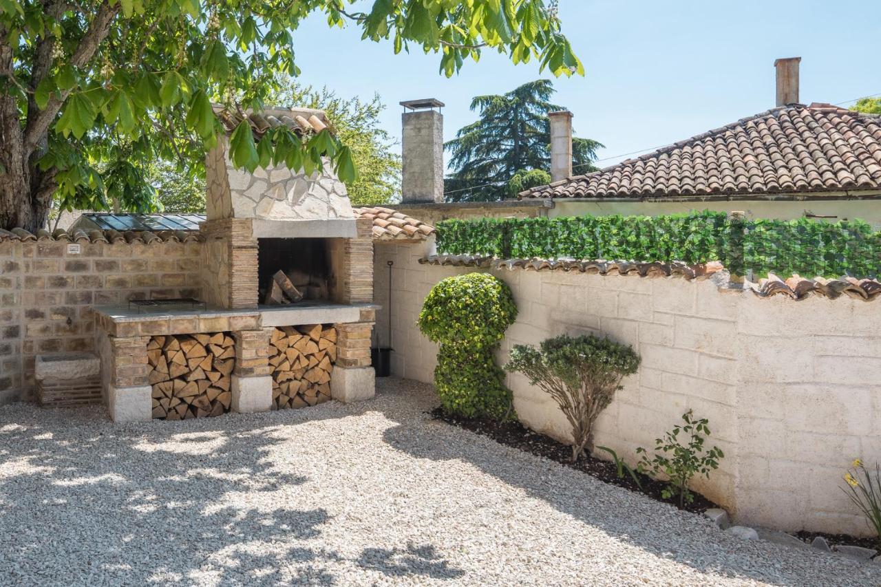 הוילה Kosinozici Casa Viktoria With Private Garden And Bbq מראה חיצוני תמונה